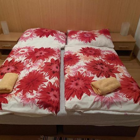 Chalupa Ss Vlachy Экстерьер фото